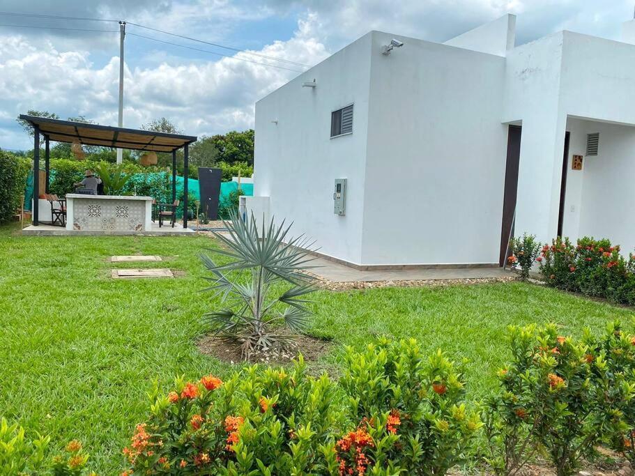 Casa Palma Roja Boutique , Piscina Privada Villa Carmen de Apicalá Exterior foto