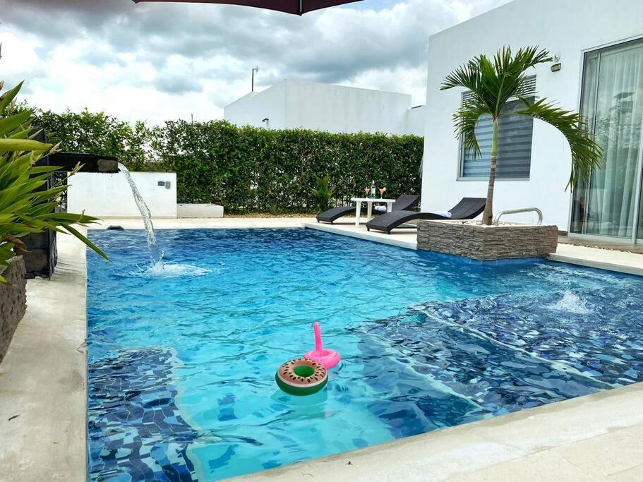 Casa Palma Roja Boutique , Piscina Privada Villa Carmen de Apicalá Exterior foto